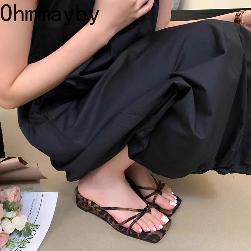 2025 Zomer Vrouwen Wiggen Hak  - Street Fashion Clothing recensie en prijs