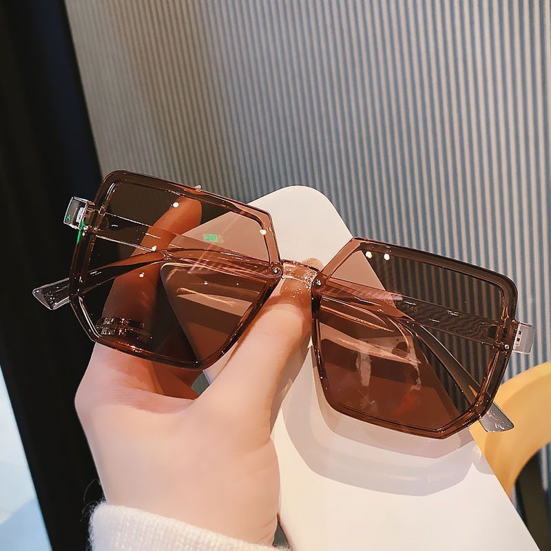 Nieuwe retro zonnebrillen, zon - Street Fashion Shoot recensie en prijs